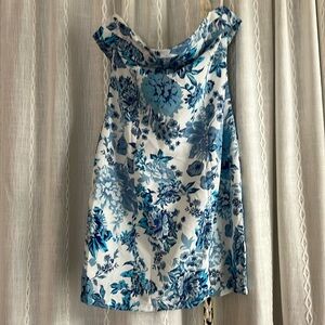 that’s so fetch blue floral strapless dress